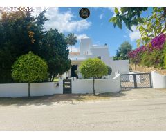 VILLA DE LUJO EN SOTOGRANDE