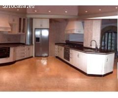 Chalet en Venta en Alhaurín el Grande, Málaga