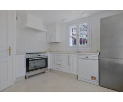 Casa de Pueblo en Venta en Benahavís, Málaga