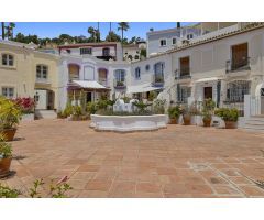 Casa de Pueblo en Venta en Benahavís, Málaga