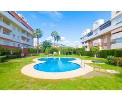 Apartamento en Venta en Estepona, Málaga