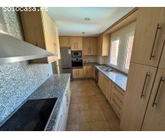 Apartamento en Venta en Benahavís, Málaga