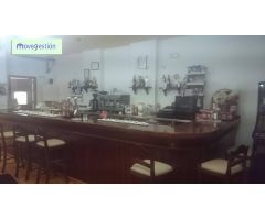 SE VENDE BAR EN FUNCIONAMIENTO