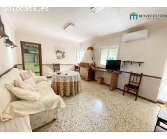 CASA CON LOCAL COMERCIAL EN UBRIQUE - ZONA ALGARROBAL