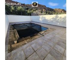 CHALET EN LA CERRADURA