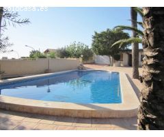 Fabulosa Villa de lujo, OPCIONAL parque de maquinaria pesada, 500 m2 chalet en 3 plantas.