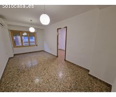 ¡Oportunidad en Carolinas Altas! Piso de 3 habitaciones
