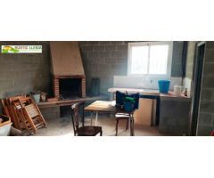 ALMACÉN (DE UNOS 96 M2) CON FINCA DE REGADIO (DE UNOS 11.000 M2).