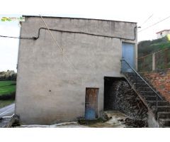 CASA (DE UNOS 160 M2) CON TERRAZA (DE UNOS 50 M2) EN LOS ALREDEDORES DE SANTA COLOMA DE QUERALT.