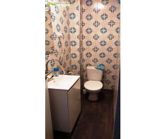 LOCAL COMERCIAL (DE UNOS 25 M2) CON TERRAZA, EN EL CENTRO DE TÀRREGA.