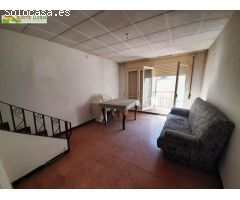 CASA (DE UNOS 144 M2) CON PATIO I GARAJE EN SANTA COLOMA DE QUERALT.