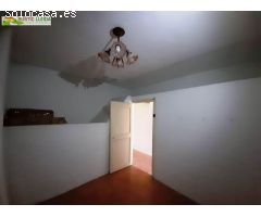 CASA (DE UNOS 144 M2) CON PATIO I GARAJE EN SANTA COLOMA DE QUERALT.