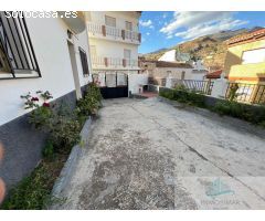 Chalet en Venta en Los Guajares, Granada