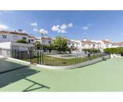 ¡¡¡¡¡ADOSADA CON  PISCINA - ZONAS COMUNES EN LA ZUBIA POR SOLO 199.900€!!!