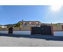 Espectacular chalet de lujo en El Puntal