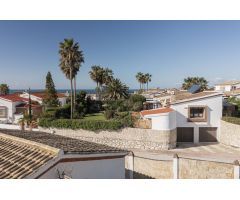 Villa en Venta en Mijas Costa, Málaga