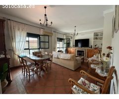 Chalet en Venta en Hinojosa del Valle, Huelva