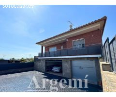 EN EXCLUSIVA espectacular chalet en planta - Lliçà dAmunt