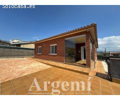 EN EXCLUSIVA espectacular chalet en planta - Lliçà dAmunt