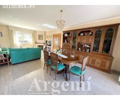 Espectacular Chalet en Palau-solità i Plegamans