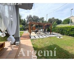 VENTA DE ESPECTACULAR CHALET EN PALAU SOLITA I PLEGAMANS
