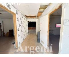 Nave Industrial en Venta o Alquiler en Castellar del Vallès – 465?m² con Gran Potencial