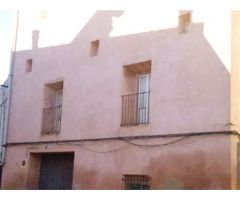 Chalet en Venta en Faura, Valencia