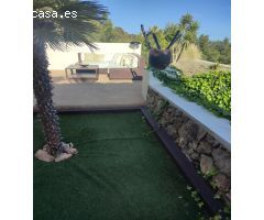 Villa en venta con licencia turística y 4.600m2