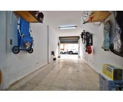 Local para uso comercial o garaje en el zapillo