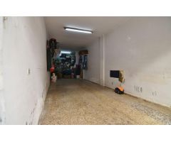 Local para uso comercial o garaje en el zapillo