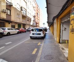 Local para uso comercial o garaje en el zapillo