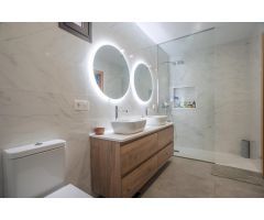 Vivienda exclusiva en el centro de Almería con garaje, ascensor y terraza privada