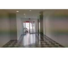 Estupendo local comercial