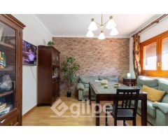 CASA CON COCHERA EN UNA ESTUPENDA ZONA DE MARCHENA