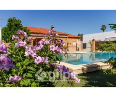 Chalet en venta en Marchena.