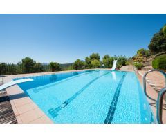 Villa de Lujo en Venta en Cistella, Girona