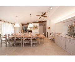 Villa de Lujo en Venta en Cistella, Girona