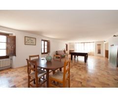 Villa de Lujo en Venta en Cistella, Girona