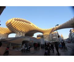 Magnífico edificio en pleno centro de Sevilla, se encuentra en una de las principales calle comercia