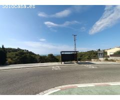 ¡Terreno con vistas al mar y soleado en Les Califòrnies!