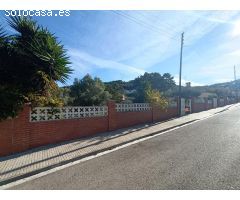 ¡Terreno llano,  vallado y soleado en Les Califòrnies!