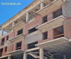 Obra parada para 39 viviendas, 51 plazas de parking, 25 trasteros y 6 locales comerciales