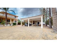 UNA VILLA ACTUAL Y MODERNA