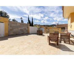 ESTUPENDO CHALET SEMINUEVO EN URB BALCON DE MONTROY