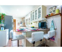 Chalet en Venta en Olocau, Valencia