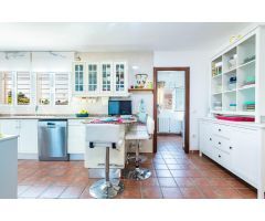 Chalet en Venta en Olocau, Valencia