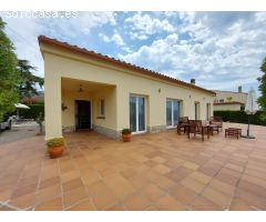 Chalet en Venta en lEstartit, Girona