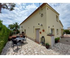 Chalet en Venta en lEstartit, Girona