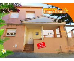 Chalet en Venta en Torroella de Montgrí, Girona