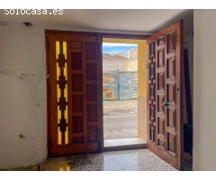 Casa de Pueblo en Venta en Requena de Campos, Valencia